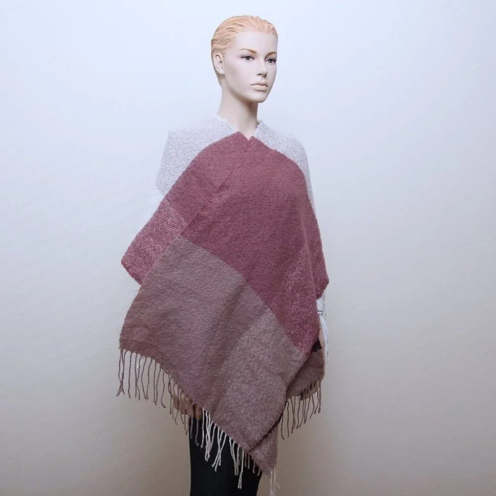 Aeropostale Striped‎ Scarf